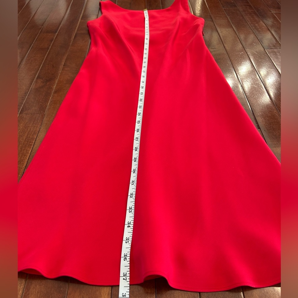 Silk Red Sleeveless Back Drape Dress Size 4 by Flores & Flores - Picture 9 of 12